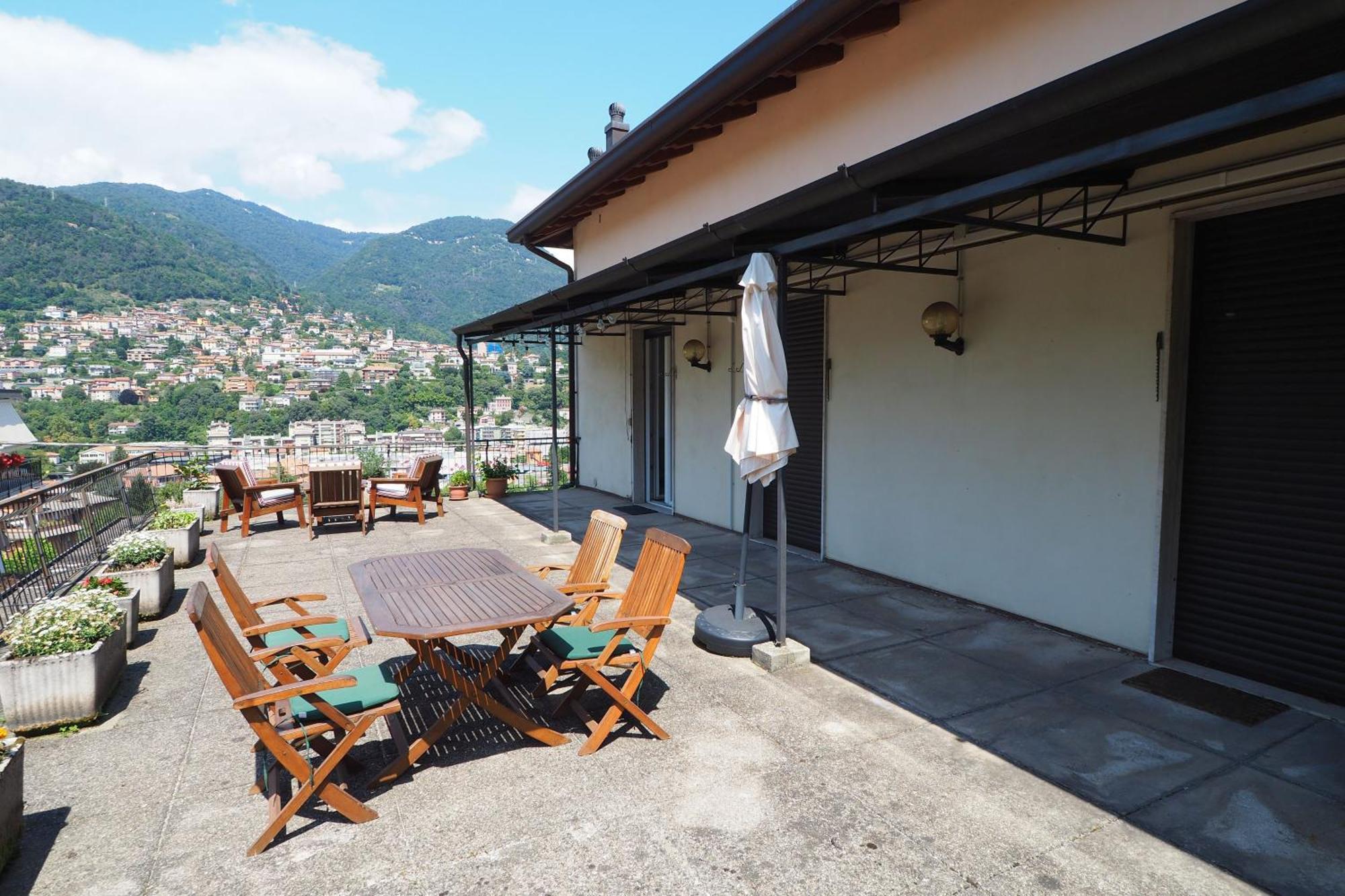 Tavernoland - Duck Side Of Como Luaran gambar